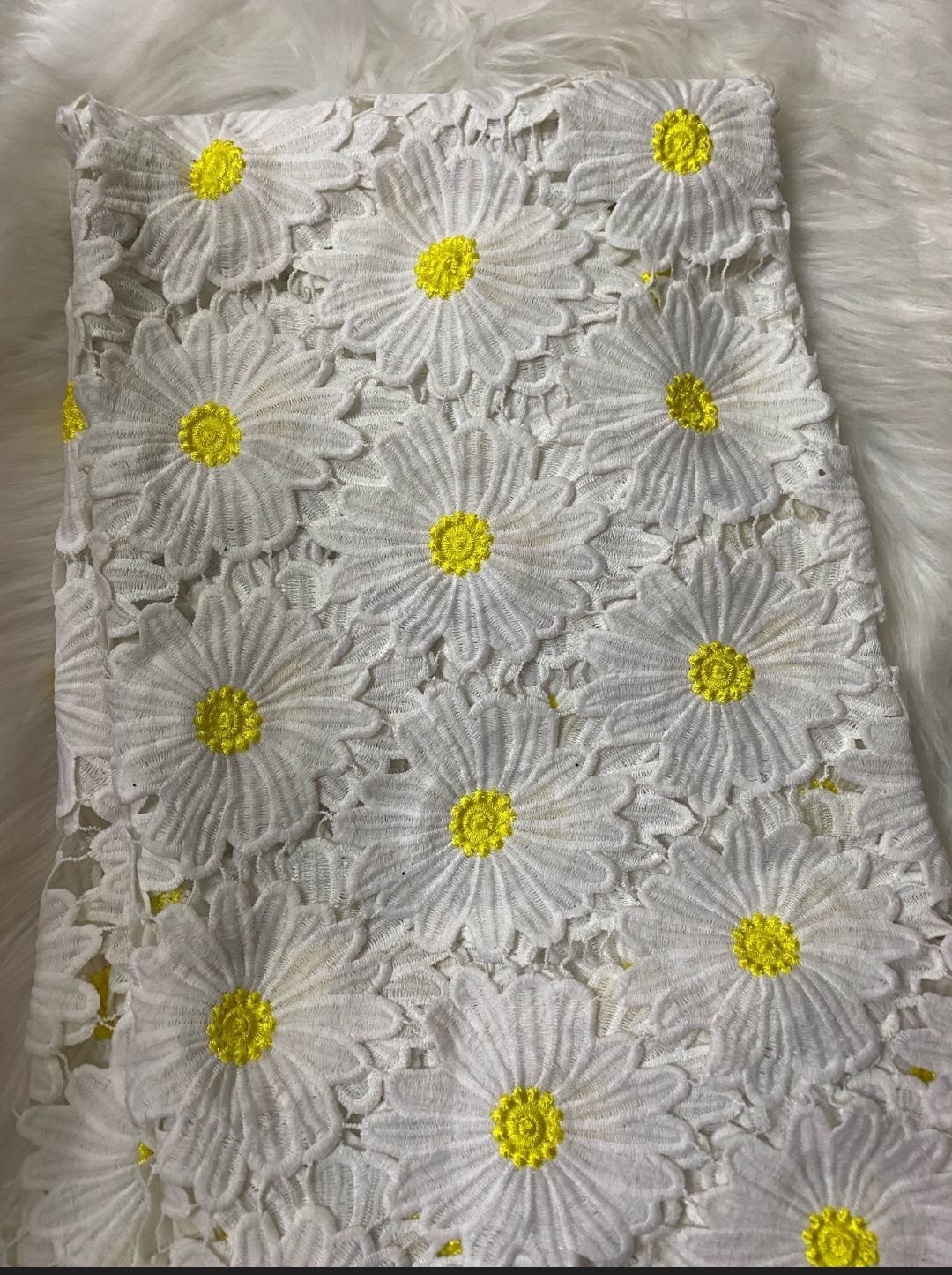 White flower + yellow lace